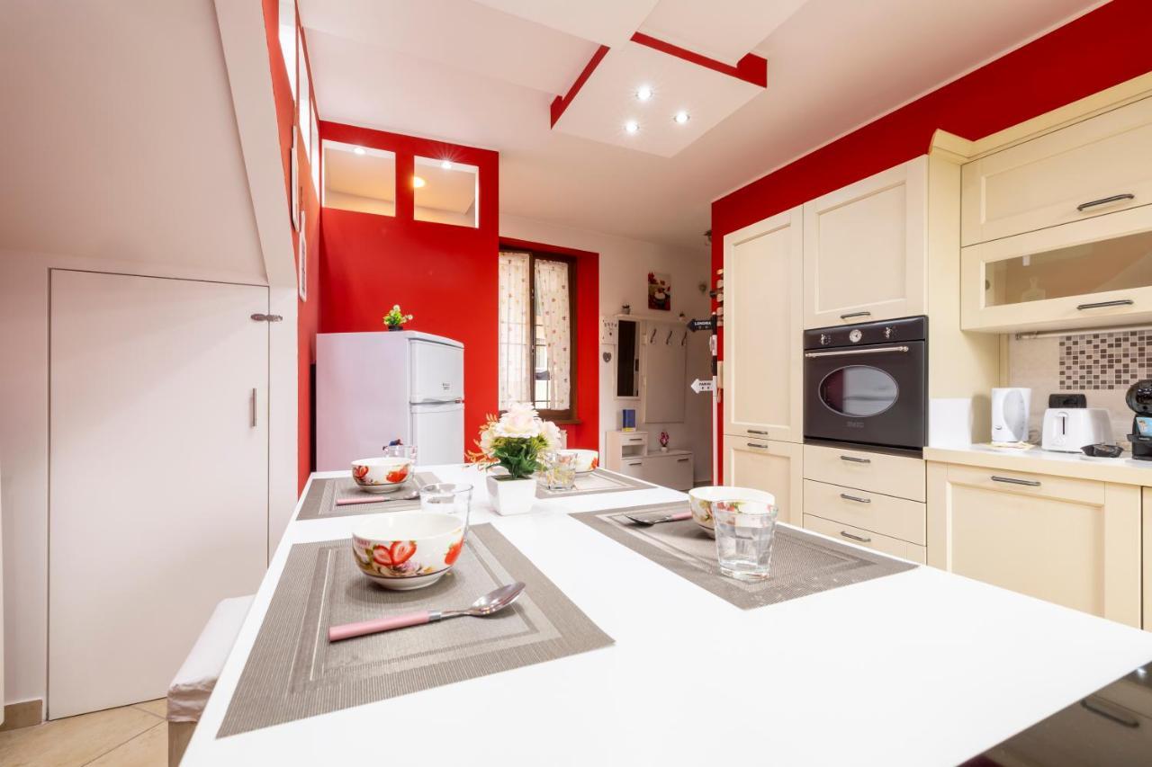 Leonardo Academy In 5' - Parcheggio Gratis - Laghi & Wi-Fi Apartment Sesto Calende Ngoại thất bức ảnh